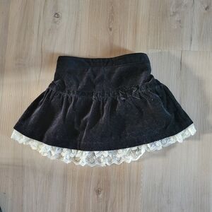 Place Velvety Black Skirt with Gold Label and Lace Trim, Size: 3T